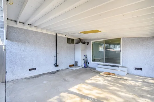 a view of a indoor garage