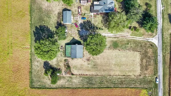 $219,000 | 525 County Road 2400 East, Broadlands, IL 61816