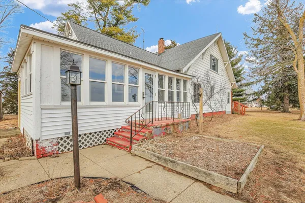 $219,000 | 525 County Road 2400 East, Broadlands, IL 61816