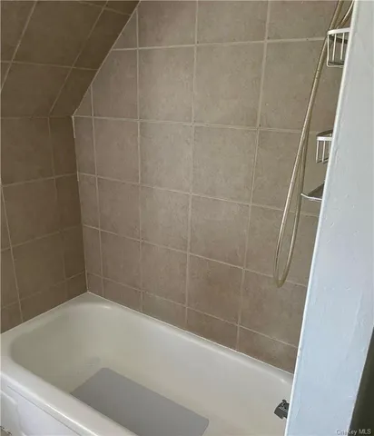 $2,800 | 8 Park Avenue, Unit B, Hillburn, NY 10931