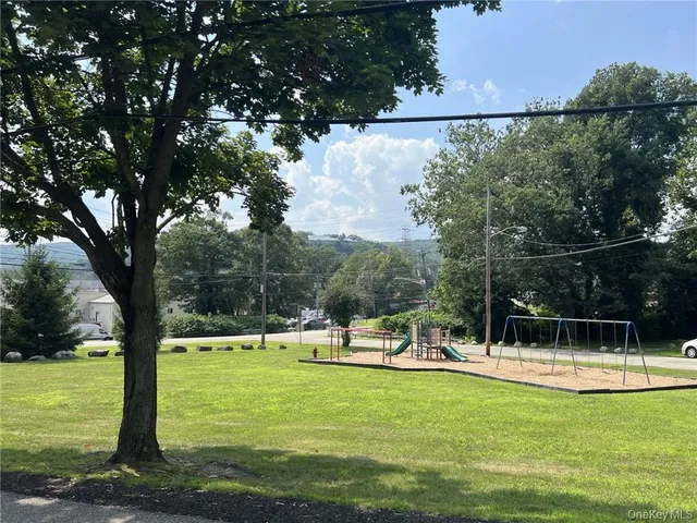 $2,800 | 8 Park Avenue, Unit B, Hillburn, NY 10931