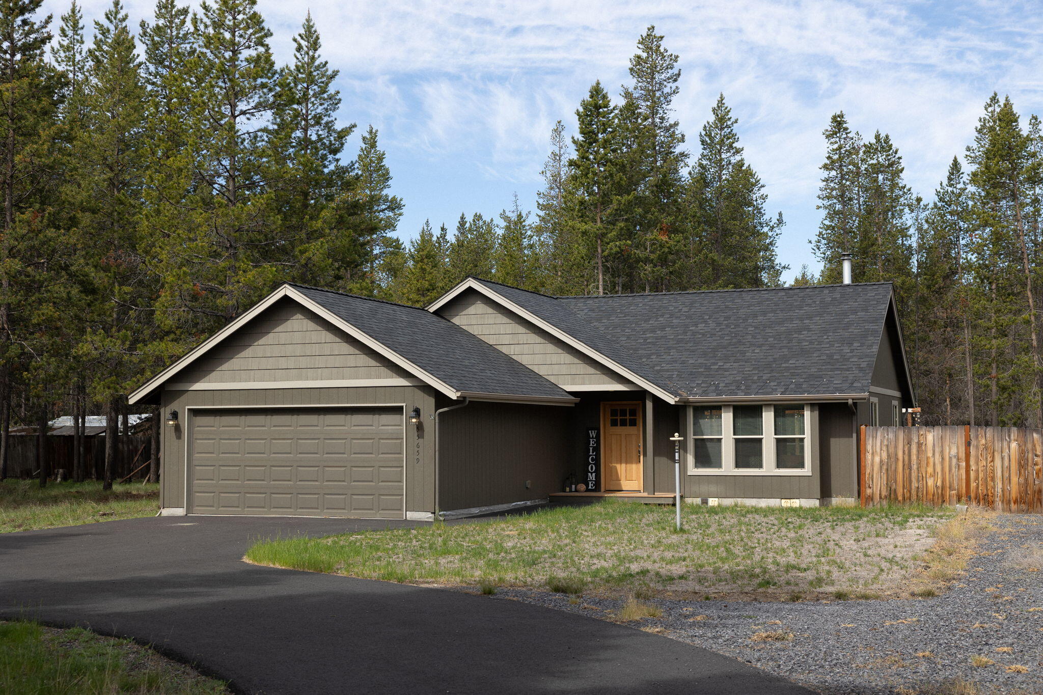 55659 Swan Road Bend, OR 97707 - Photo 2 of 32 Gallery Image 2