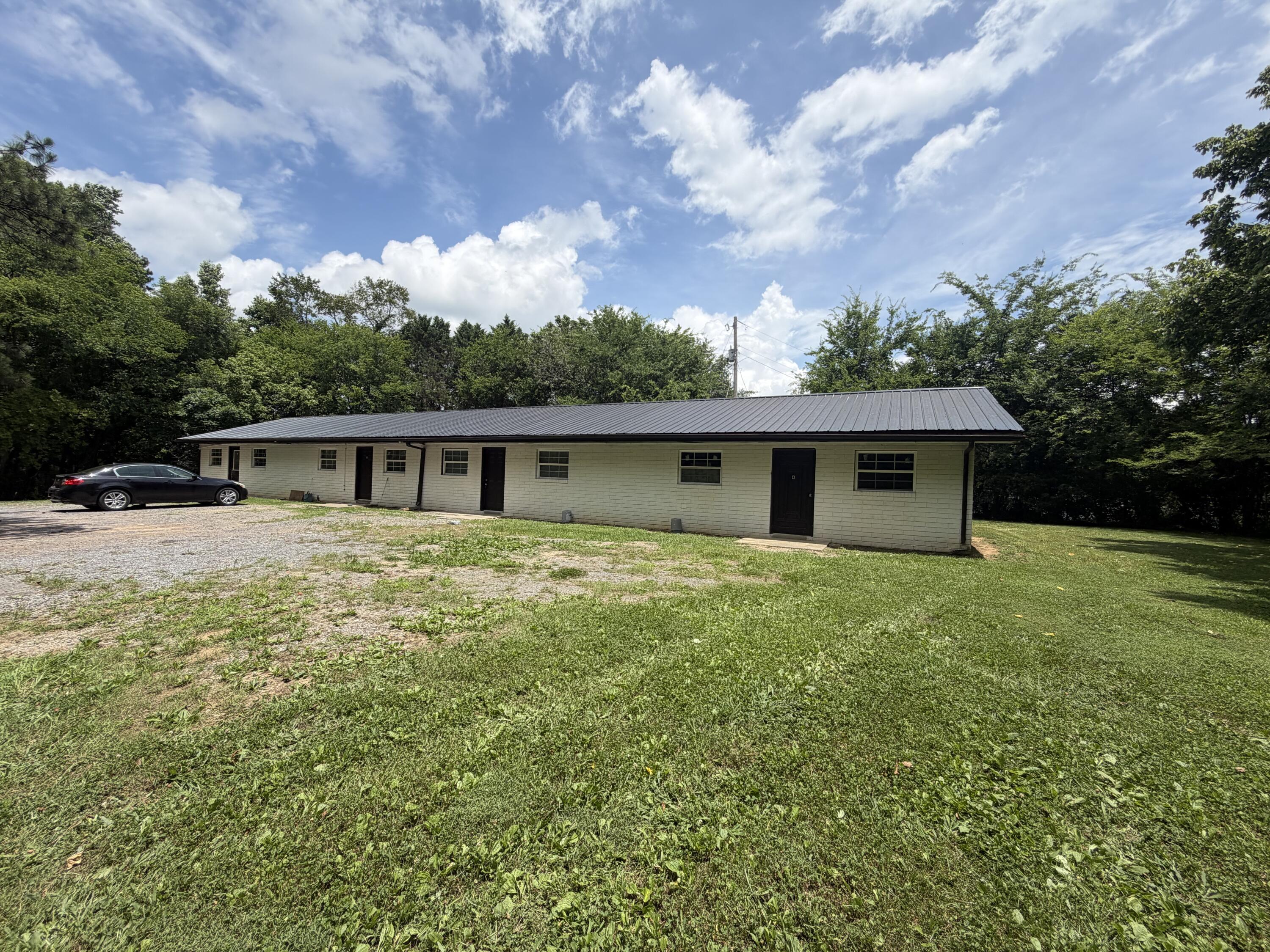Waring front exterior 2