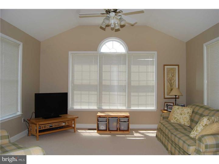 9 Victoria Court Cream Ridge, NJ 08514 - Photo 11 of 16