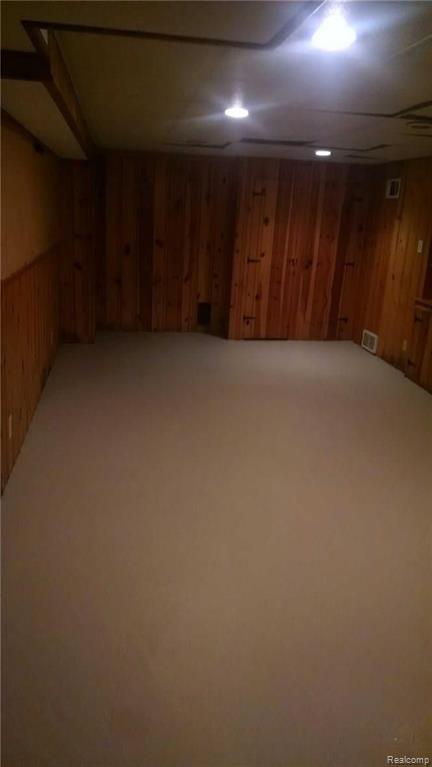 1754 Bournemouth Road Grosse Pointe Woods, MI 48236 - Photo 24 of 25