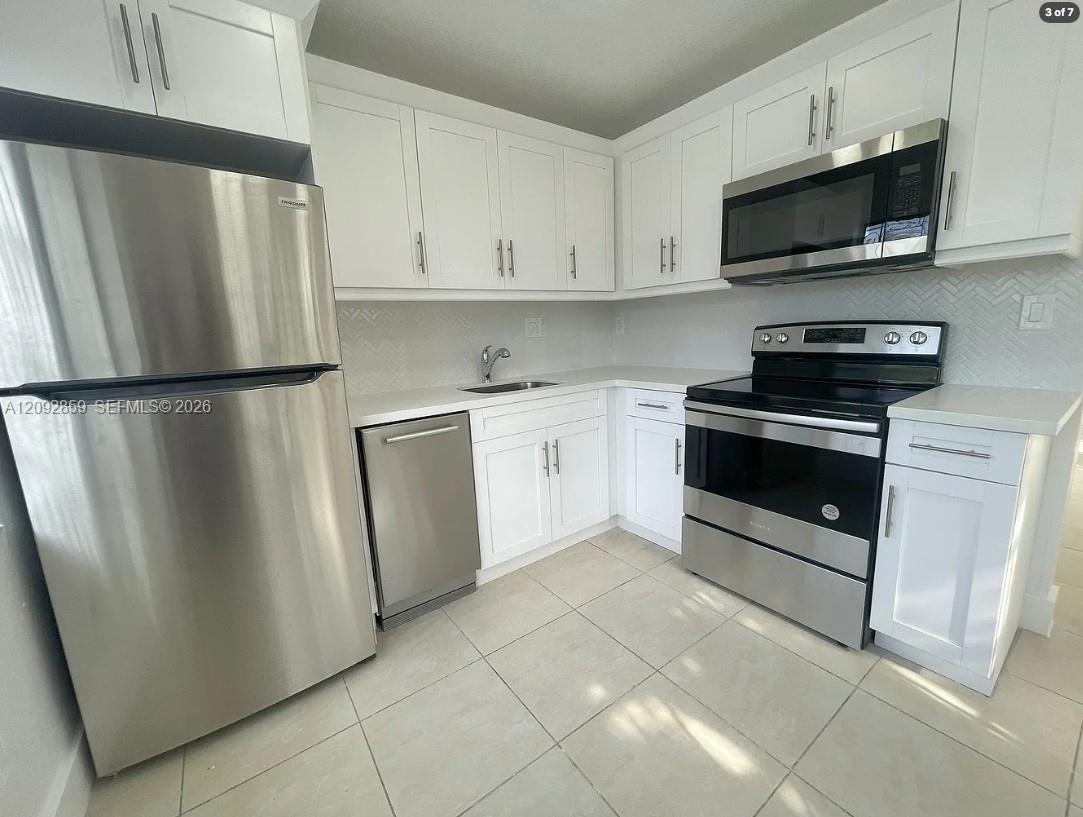 858 Southwest 2nd Street, Unit 4 Miami, FL 33130 - Photo 6 of 6 Gallery Image 6