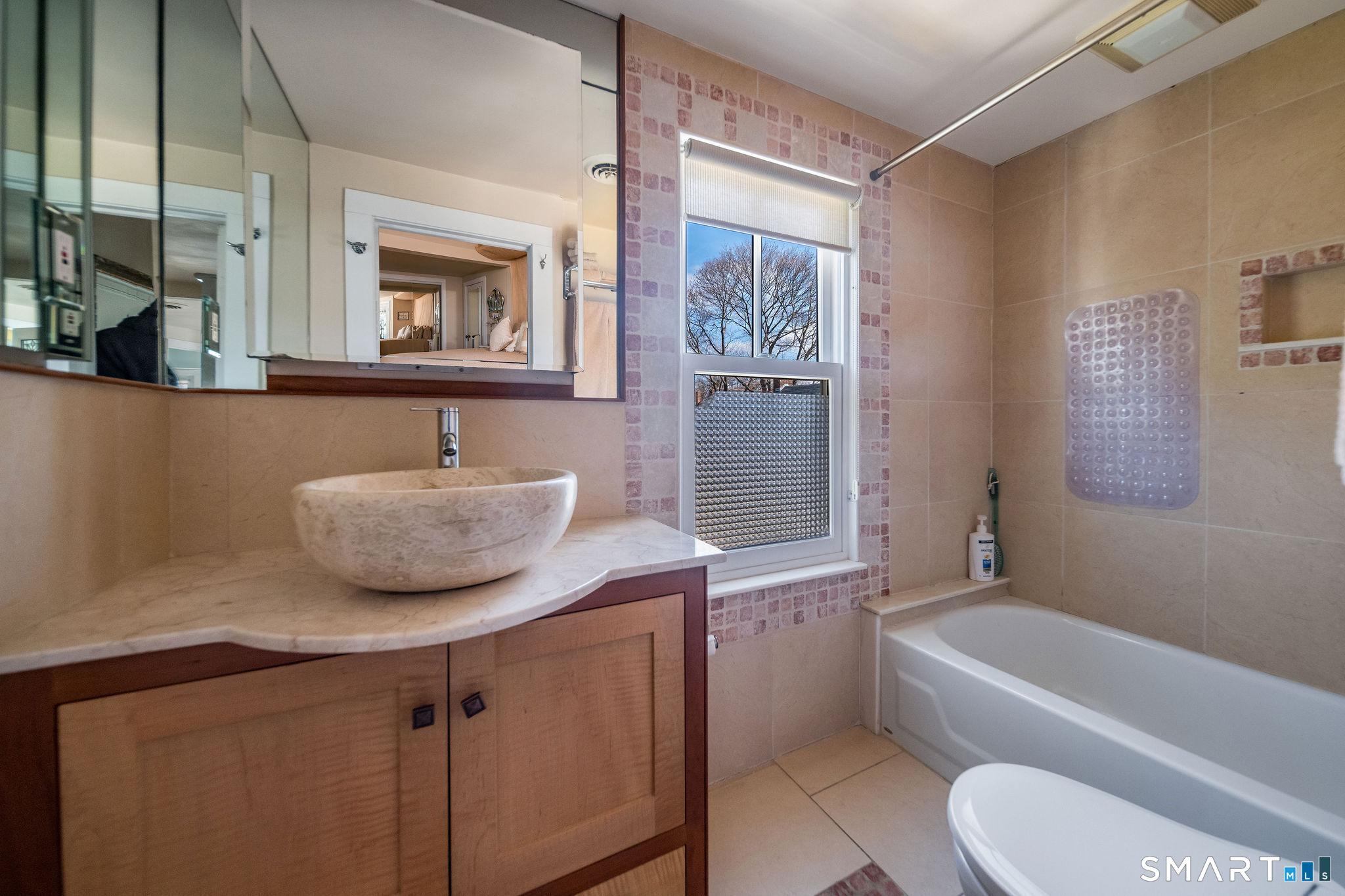 11 Middle Beach Road Madison, CT 06443 - Photo 19 of 31