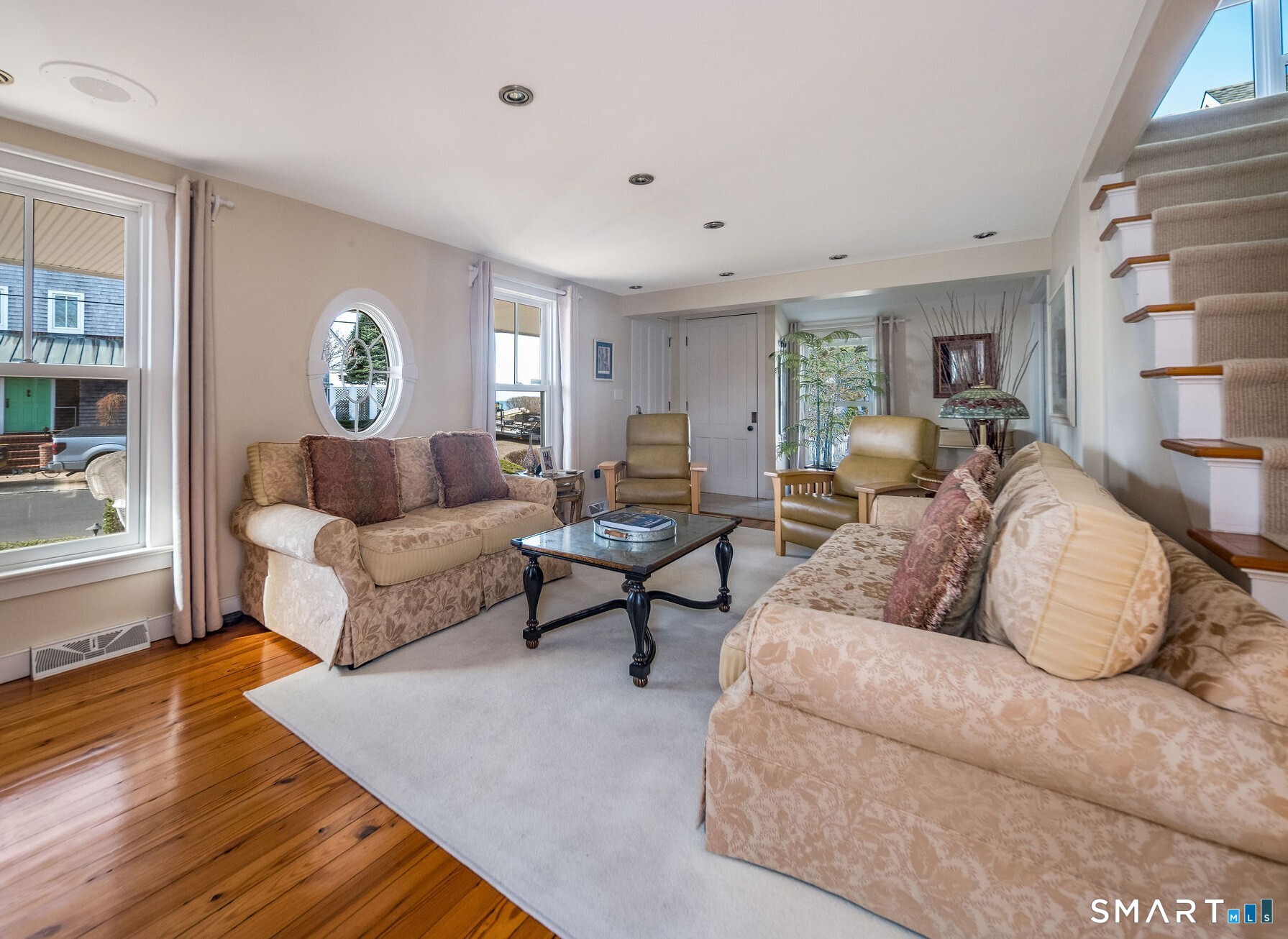 11 Middle Beach Road Madison, CT 06443 - Photo 8 of 31