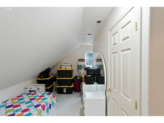 $579,000 | 704 Cliff Court, Silverton, OR 97381