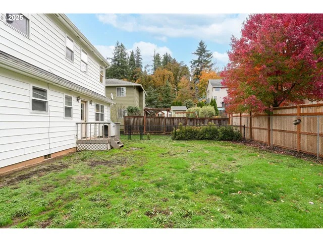 $579,000 | 704 Cliff Court, Silverton, OR 97381