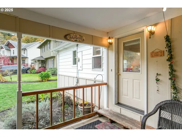 $579,000 | 704 Cliff Court, Silverton, OR 97381