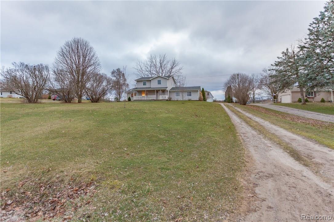 3765 West Schafer Road Pinckney, MI 48169 - Photo 36 of 36 IMG_2938.jpg