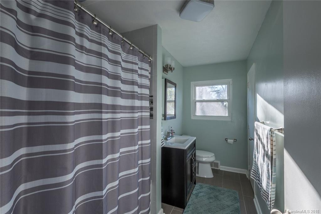 68 Rash Road Asheville, NC 28806 - Photo 12 of 23 Gallery Image 12