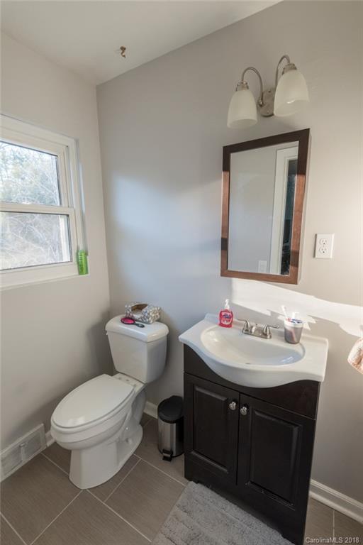 68 Rash Road Asheville, NC 28806 - Photo 15 of 23 Gallery Image 15