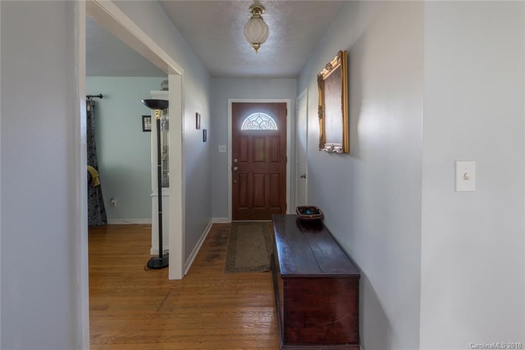 68 Rash Road Asheville, NC 28806 - Photo 6 of 23 Gallery Image 6