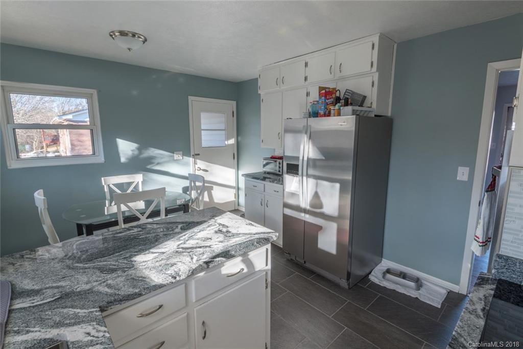 68 Rash Road Asheville, NC 28806 - Photo 8 of 23 Gallery Image 8