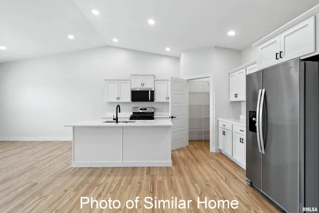 $244,420 | 529 North 4th Avenue, Eldridge, IA 52748