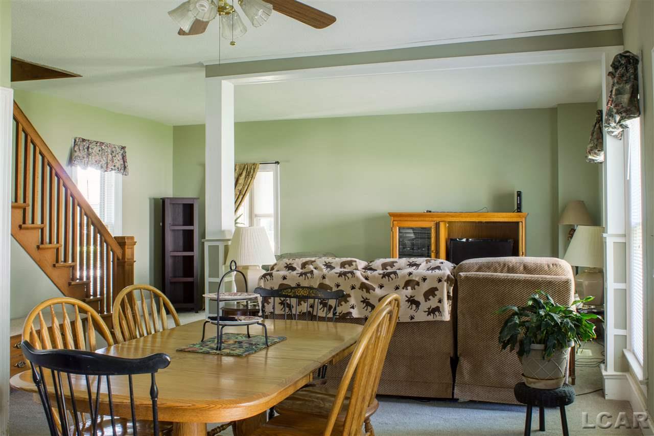 519 Grove Street Hudson, MI 49247 - Photo 7 of 24