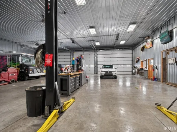 $1,650,000 | 15306 Covington Road, Fort Wayne, IN 46814