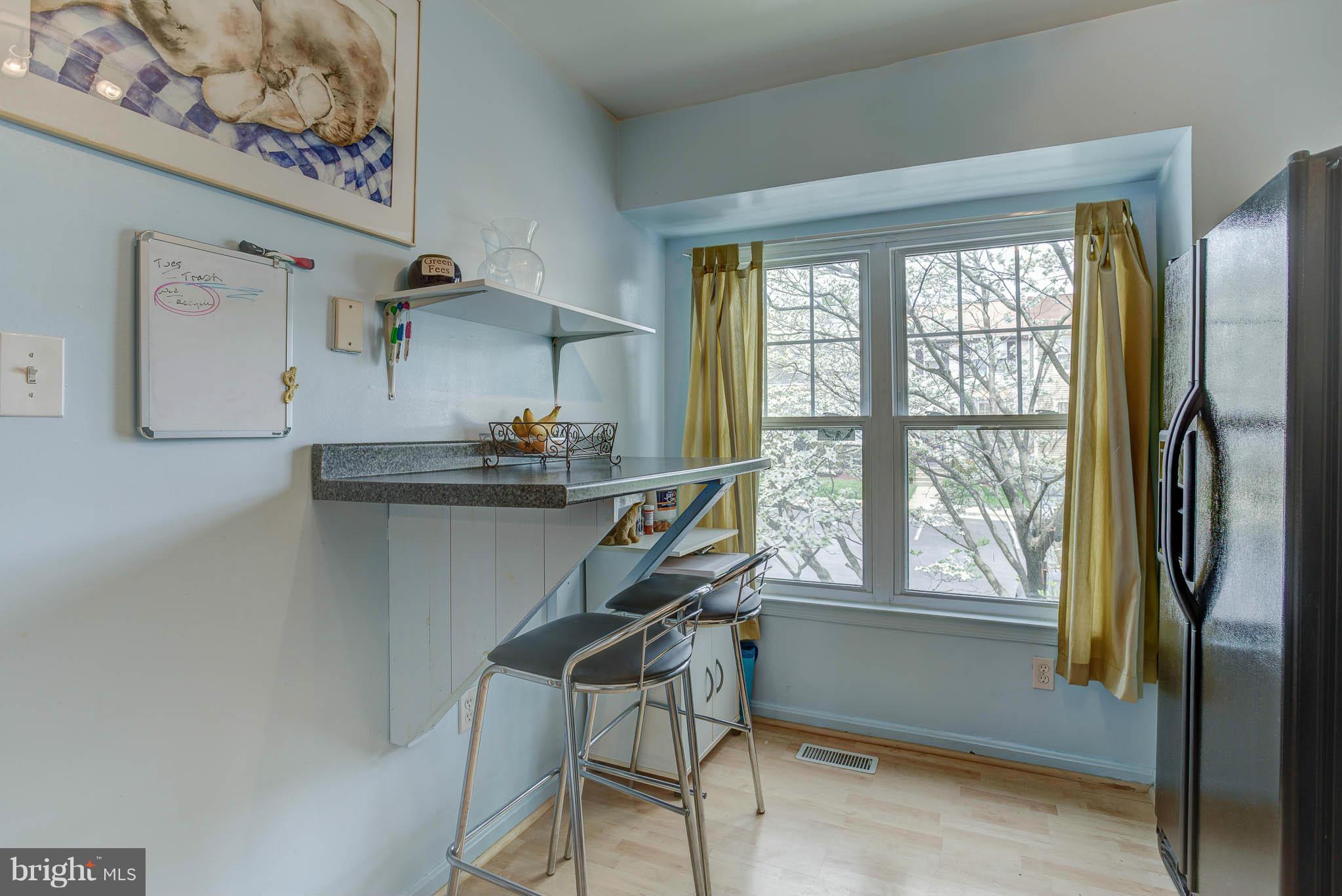12136 Turnstone Court, Unit 84 Silver Spring, MD 20904 - Photo 12 of 30 Kitchen Breakfast Bar