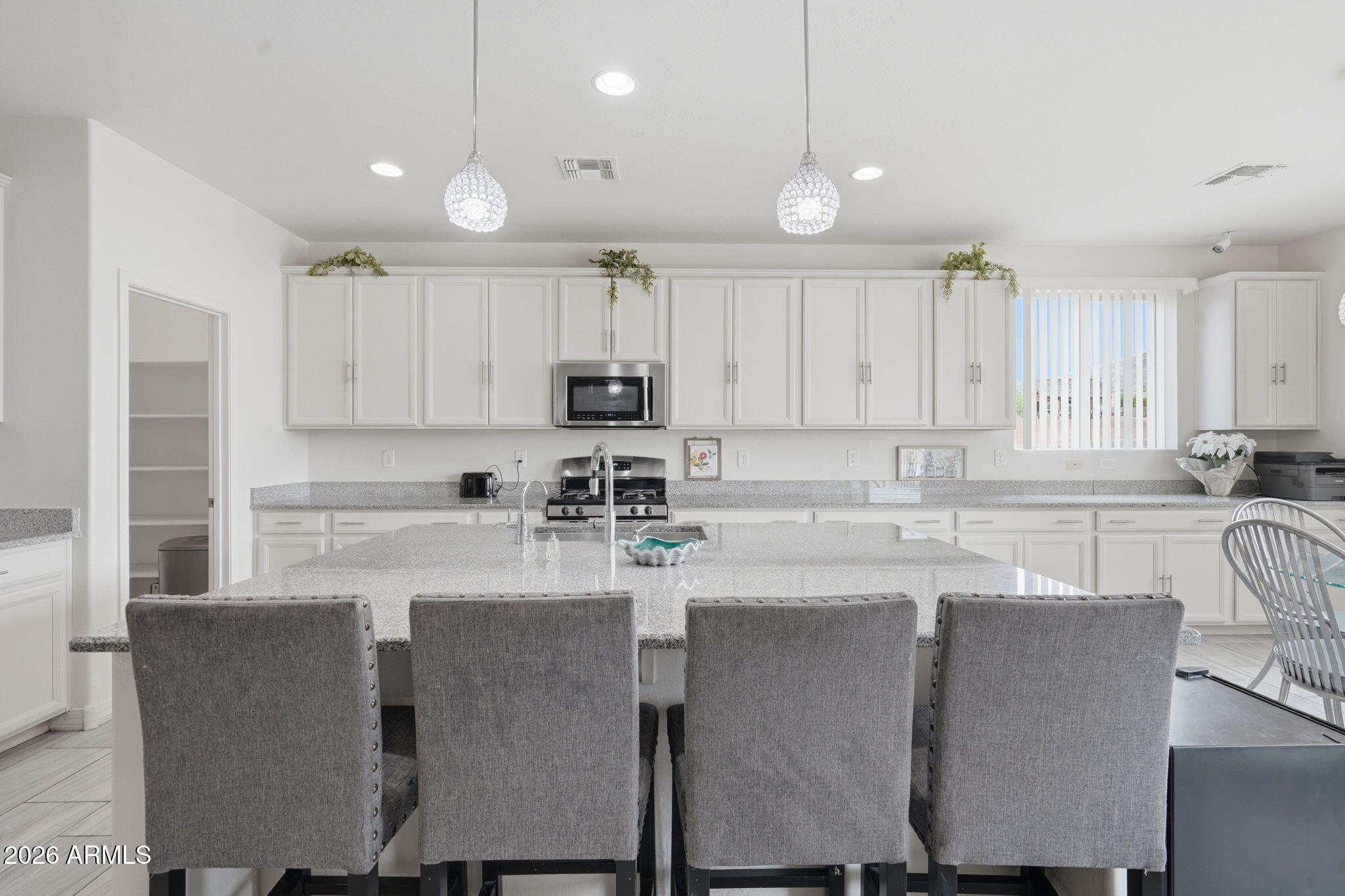 4515 West Pearce Road Laveen, AZ 85339 - Photo 4 of 20 15-web-or-mls-DSC00249