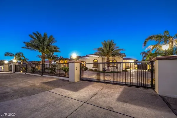 $12,500 | 2780 El Camino Road, Las Vegas, NV 89146