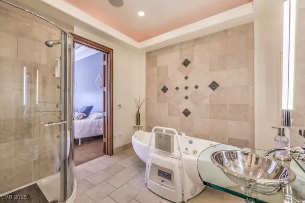 $12,500 | 2780 El Camino Road, Las Vegas, NV 89146