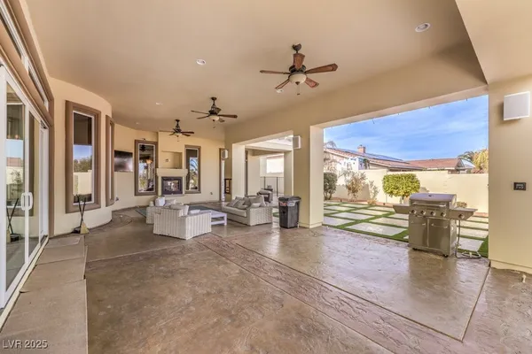 $12,500 | 2780 El Camino Road, Las Vegas, NV 89146