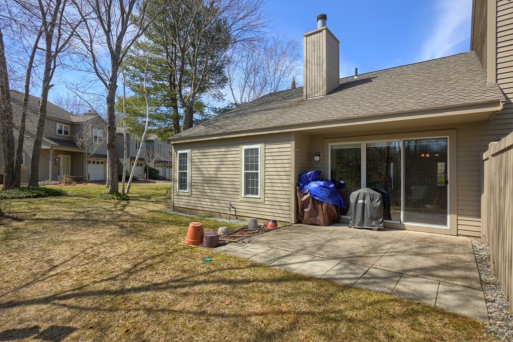 111 Ridgefield Circle, Unit D Clinton, MA 01510 - Photo 19 of 25 Gallery Image 19