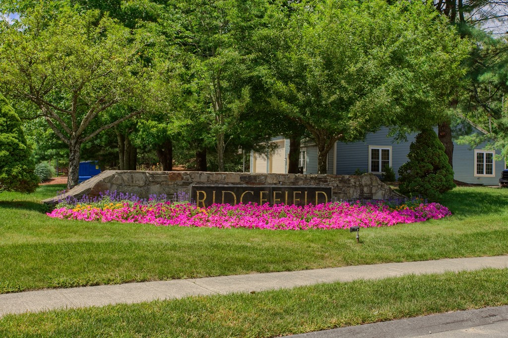111 Ridgefield Circle, Unit D Clinton, MA 01510 - Photo 21 of 25 Gallery Image 21