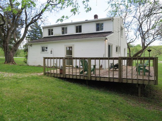 21 Cox Road Troutville, VA 24175 - Photo 32 of 38 Deck