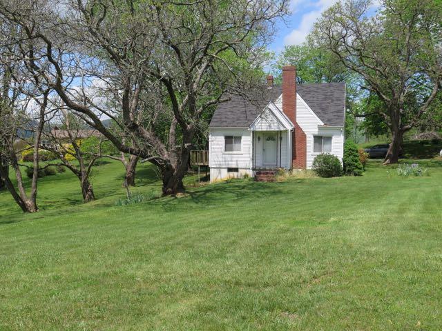 21 Cox Road Troutville, VA 24175 - Photo 38 of 38 Front