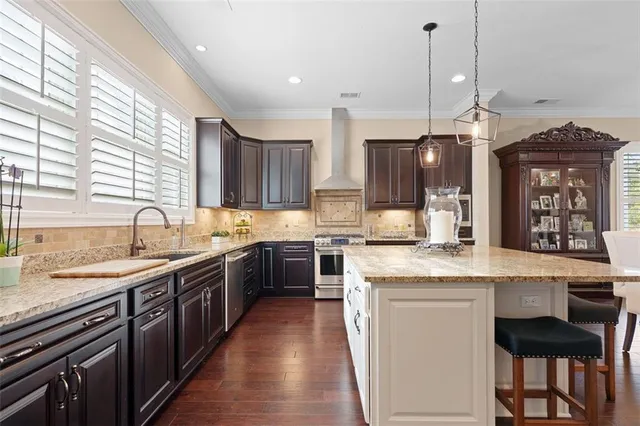 $1,175,000 | 10 Allegheny Avenue, Oakmont, PA 15139