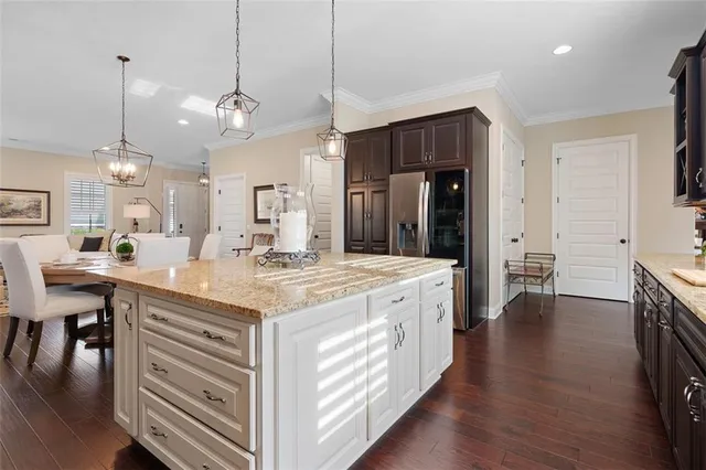 $1,175,000 | 10 Allegheny Avenue, Oakmont, PA 15139