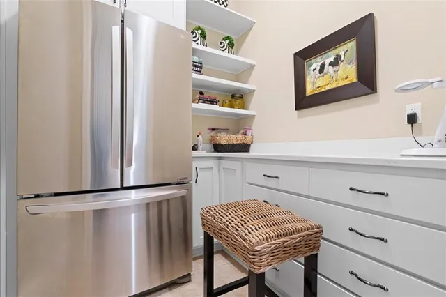 $1,175,000 | 10 Allegheny Avenue, Oakmont, PA 15139