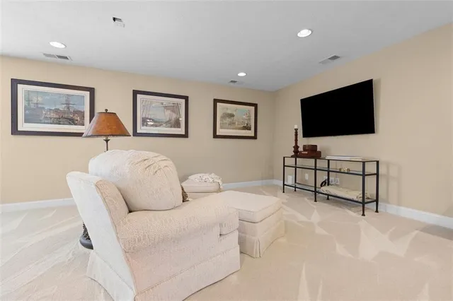 $1,175,000 | 10 Allegheny Avenue, Oakmont, PA 15139