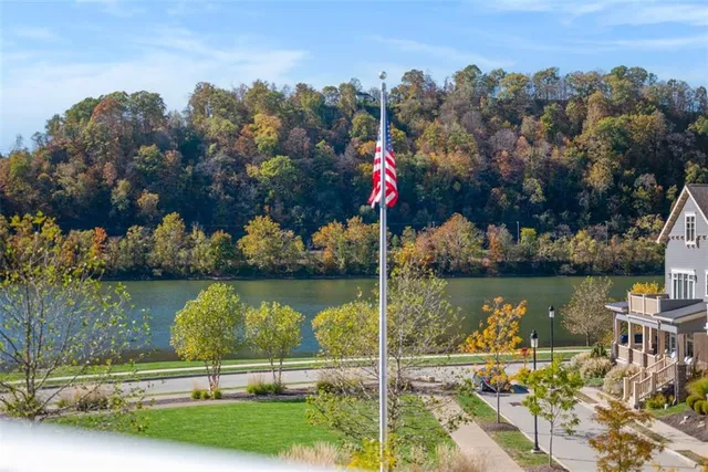 $1,175,000 | 10 Allegheny Avenue, Oakmont, PA 15139