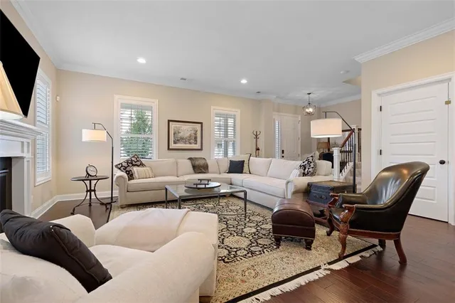 $1,175,000 | 10 Allegheny Avenue, Oakmont, PA 15139