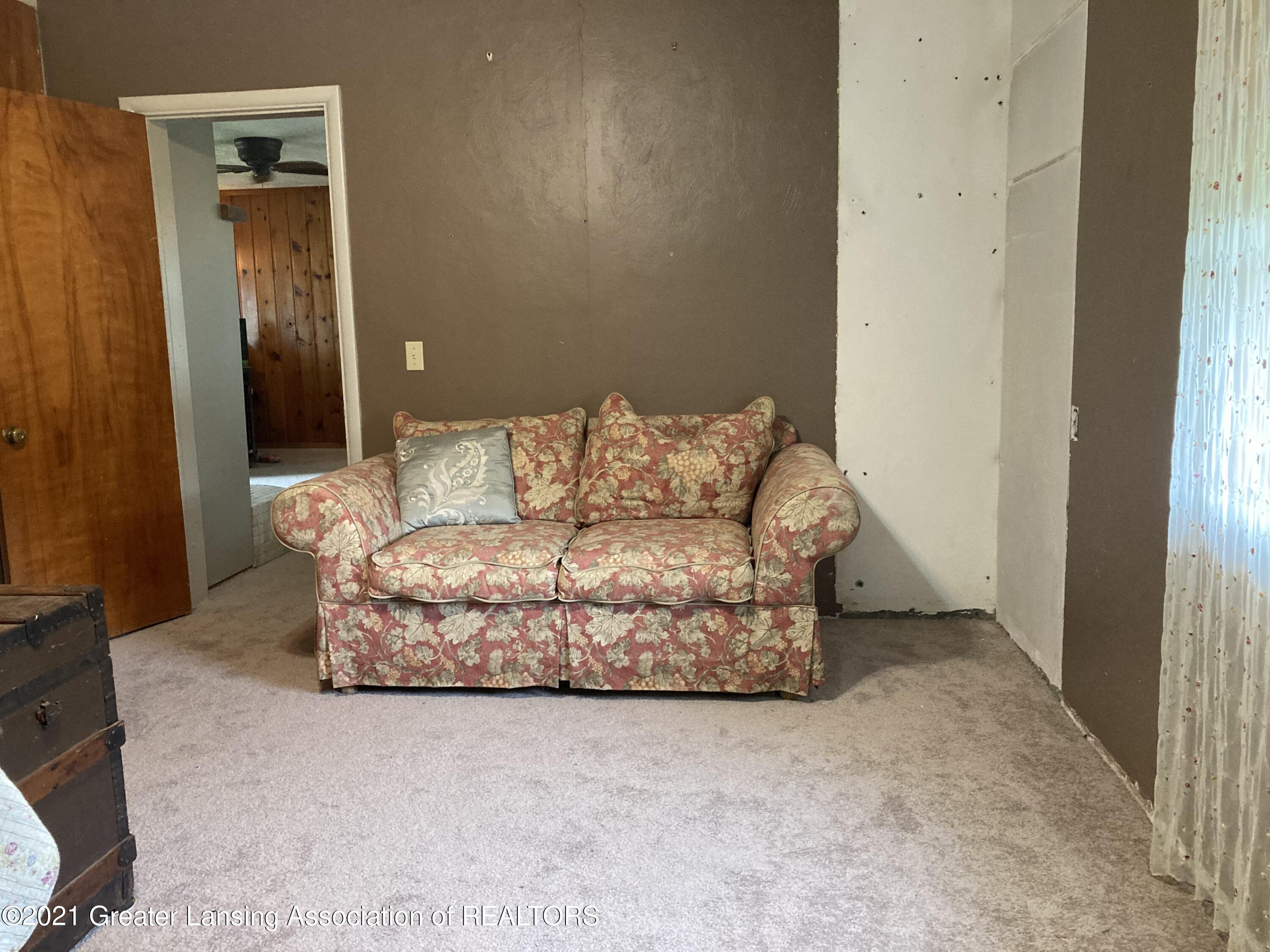 1580 East Clark Road Lansing, MI 48906 - Photo 11 of 15 IMG_4501