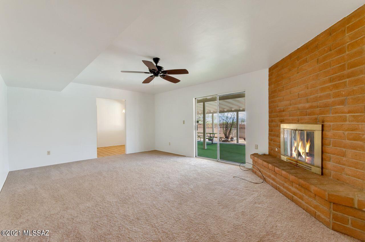 9450 East Ravine Trail Tucson, AZ 85749 - Photo 10 of 39 Gallery Image 10