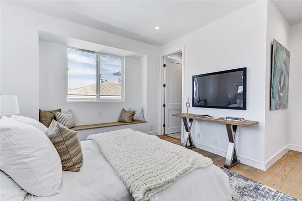 $2,333,000 | 1816 Belmont Lane, Unit A, Redondo Beach, CA 90278
