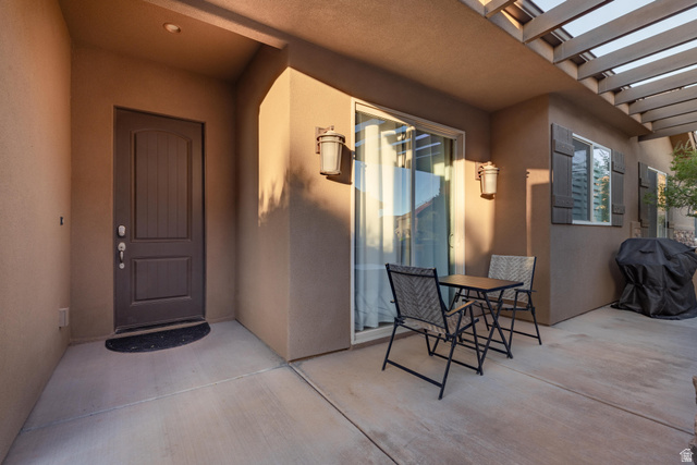 2069 North Coral Ridge Drive Washington, UT 84780 - Photo 3 of 35