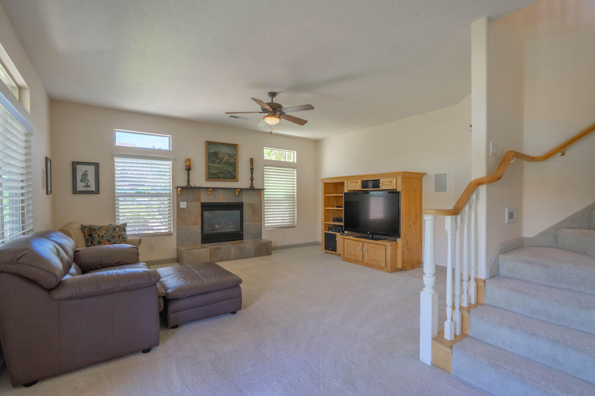 3577 Paiute Road St. George, UT 84790 - Photo 34 of 67 Walk out basement Living area