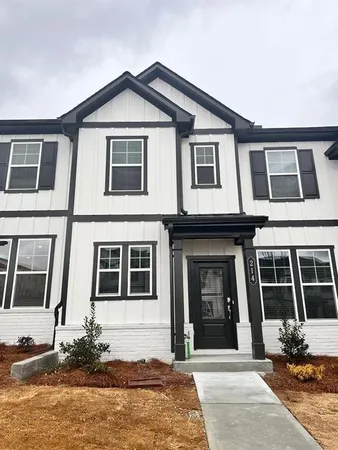 $1,990 | 214 Banner Road, Pendergrass, GA 30567