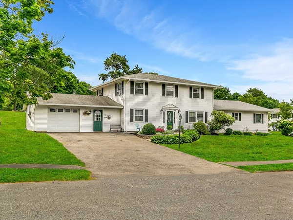 $1,200,000 | 99 Burley Street, Danvers, MA 01923
