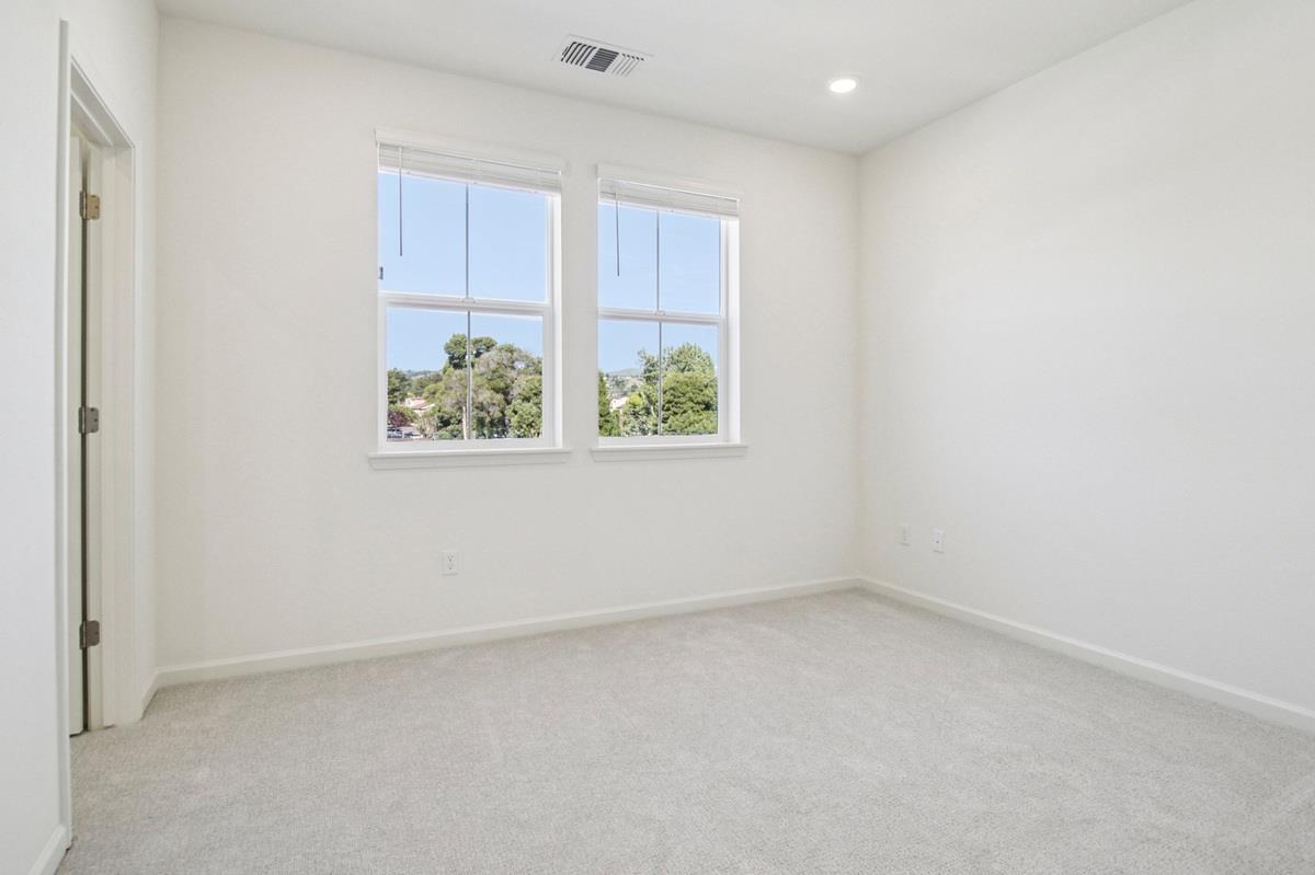 3769 Castro Valley Boulevard Castro Valley, CA 94546 - Photo 22 of 33 an empty room with windows