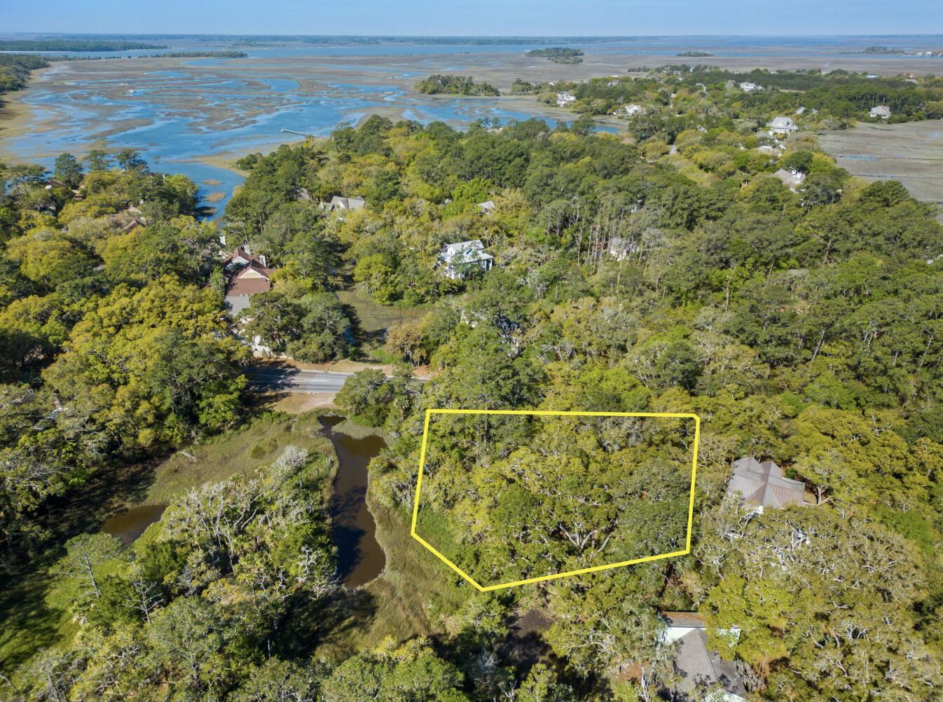 2465 Seabrook Island Road Seabrook Island, SC 29455 - Photo 4 of 5 Screen Shot 2024-03-19 at 5.53.07 PM