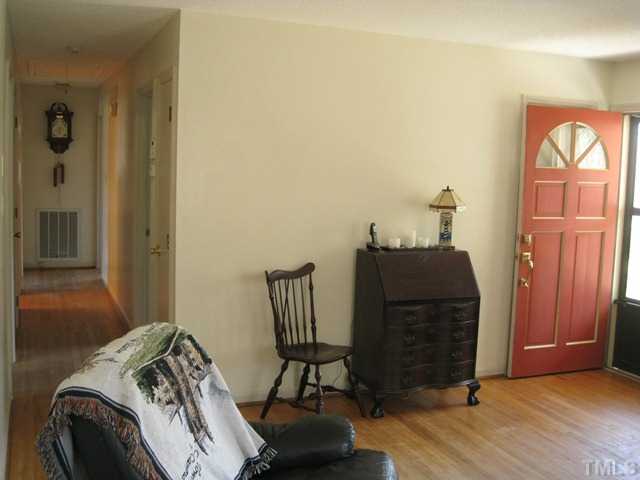 4416 Jeffries Road Durham, NC 27704 - Photo 5 of 25 Gallery Image 5
