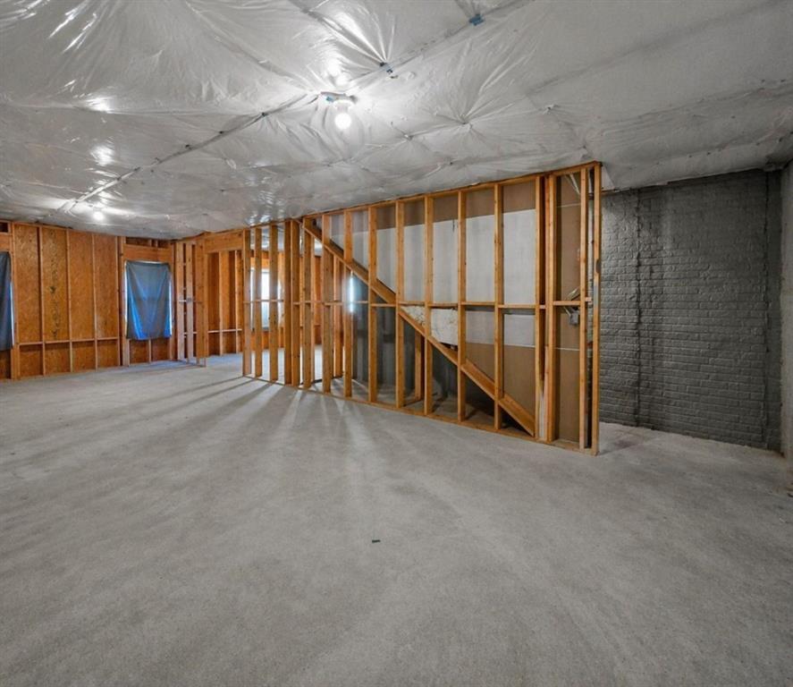 524 Rippling Court Temple, GA 30179 - Photo 18 of 19 an empty room with windows