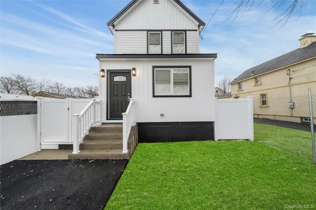 $649,000 | 16 Laurel Avenue, Hempstead, NY 11550